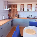 Sea View House *