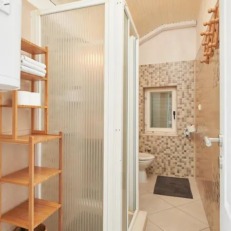 Sea View House Apartman *