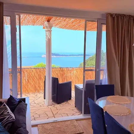 Sea View House